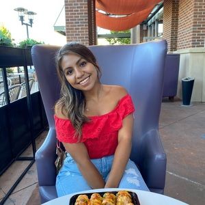 Meet your Posher, Jenny